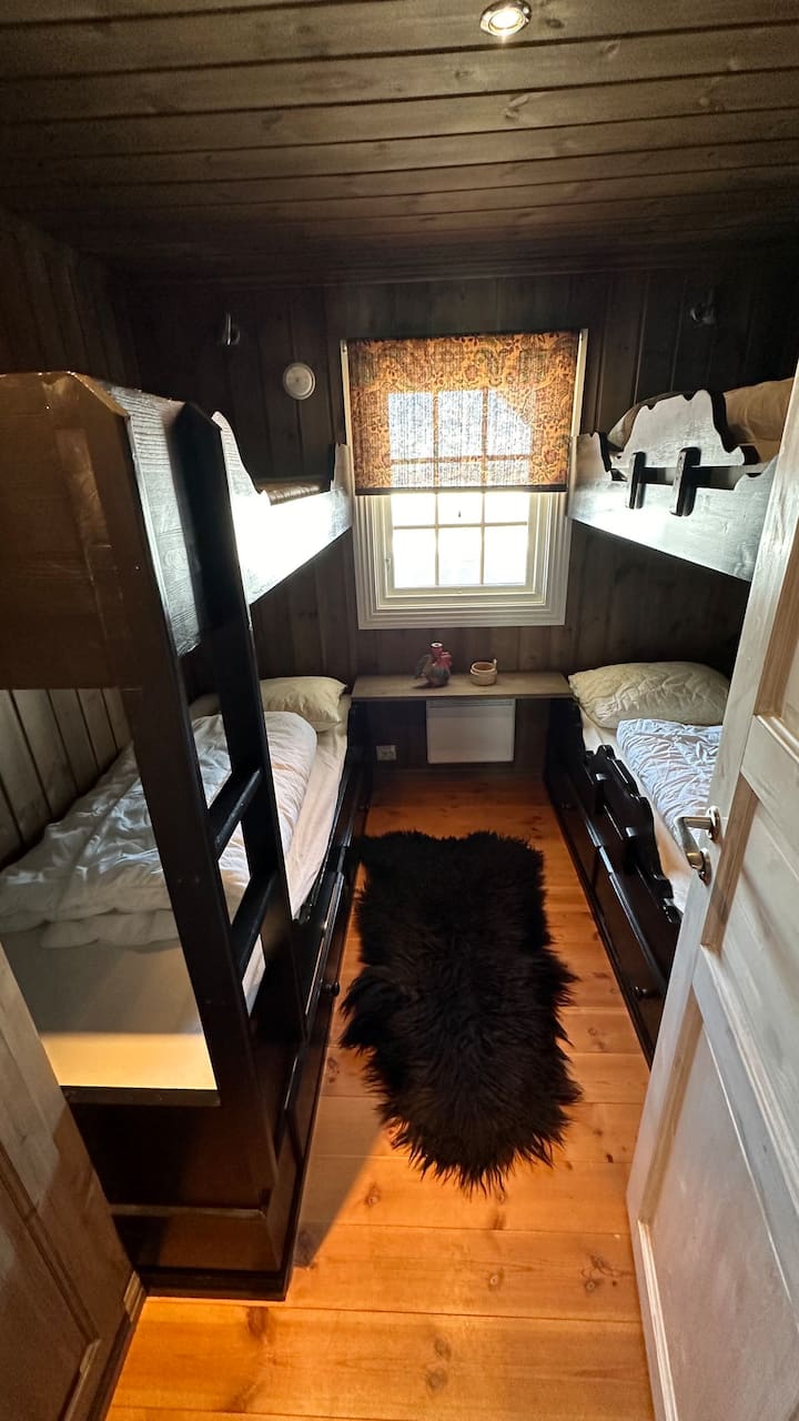 غرفة النوم 2