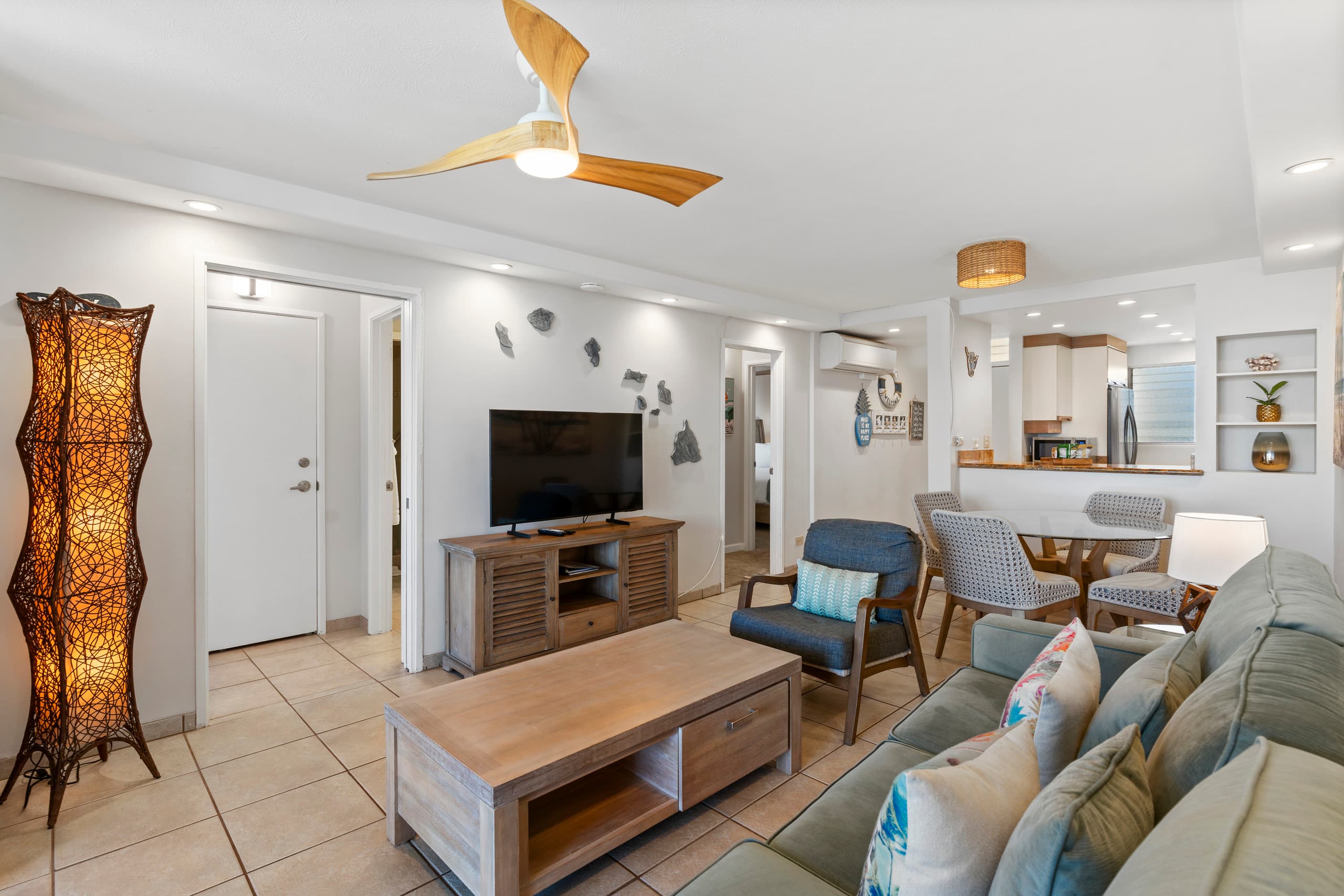 Home in Kihei · ★4.44 · 2 bedrooms · 3 beds · 2 baths - Image 10