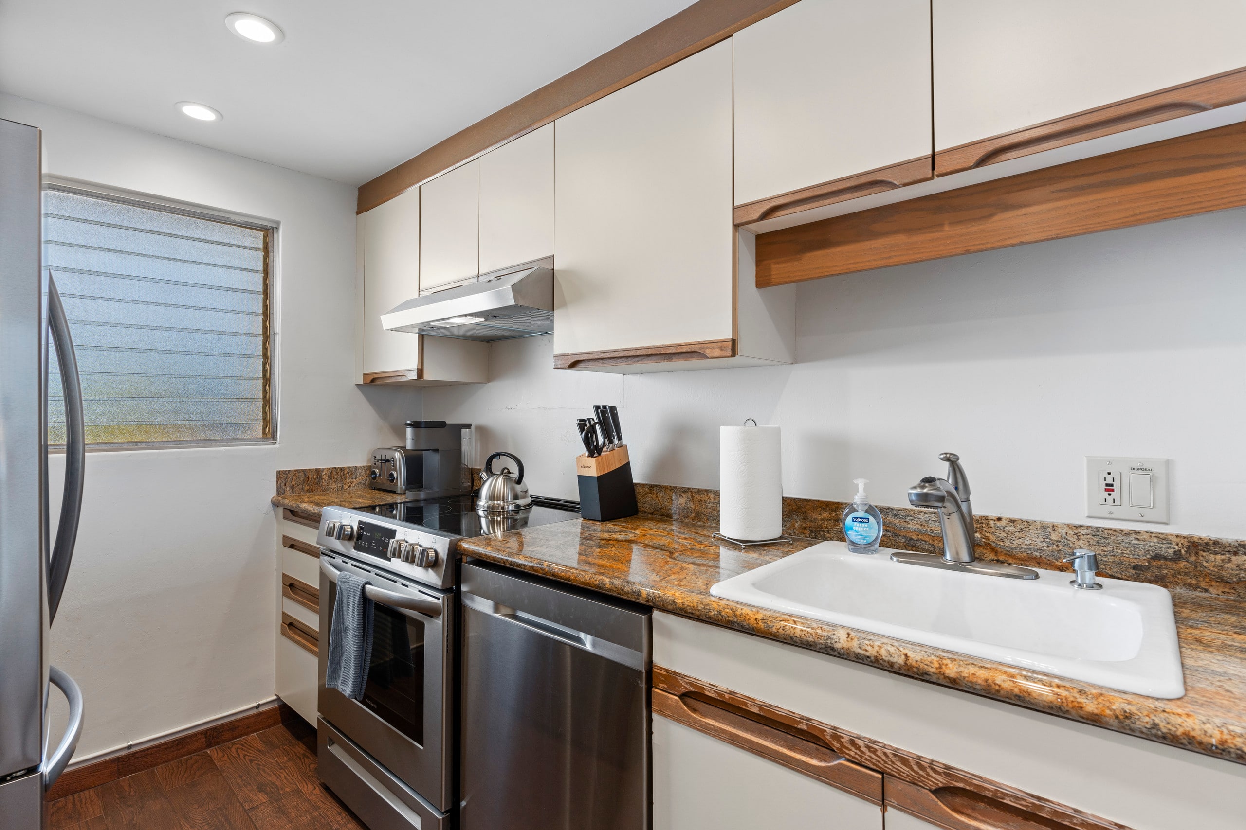 Home in Kihei · ★4.44 · 2 bedrooms · 3 beds · 2 baths - Image 18