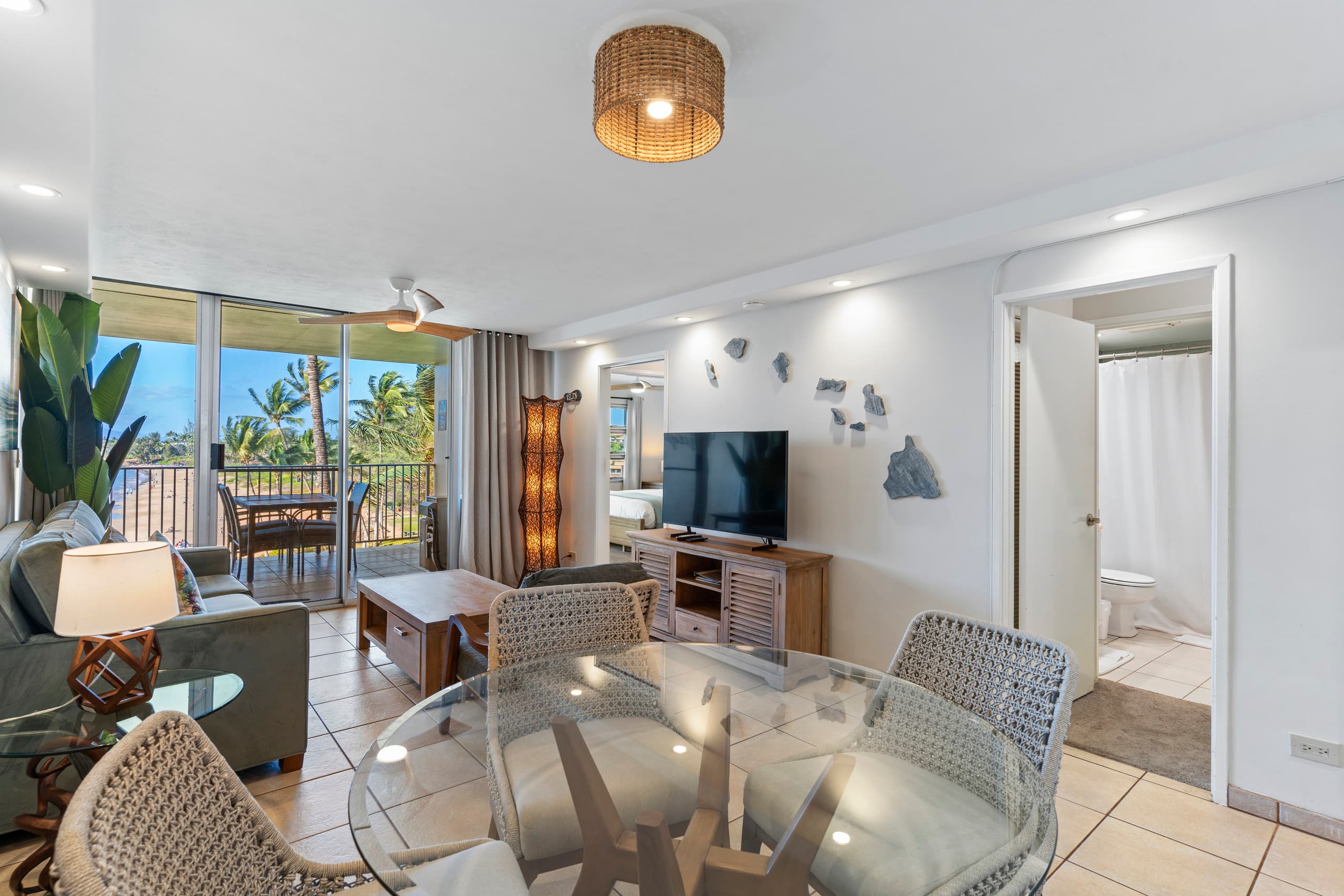 Home in Kihei · ★4.44 · 2 bedrooms · 3 beds · 2 baths - Image 11