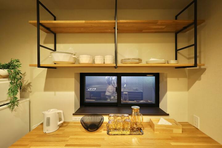 东上野；上野駅徒歩6分;超高級4階建て新築一軒家;最大10名 gallery image 5