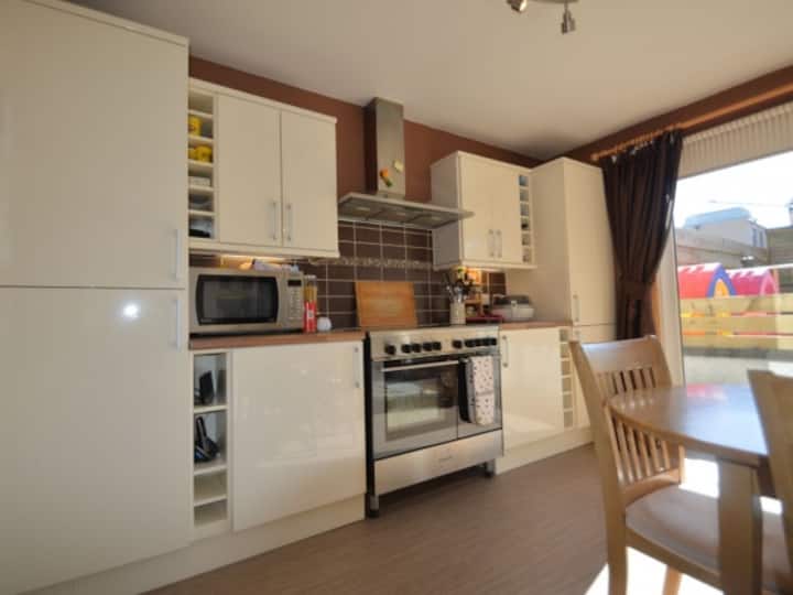 City Centre 5 Bedroom House - Inverness