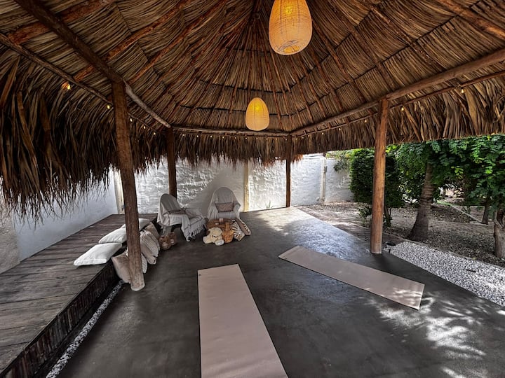 ALOE B&B Luxury Room 1 - Bed and breakfasts for Rent in Oranjestad, Aruba -  Airbnb