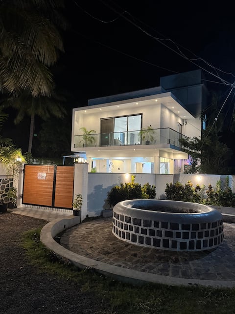 Casa Brij Kashid Alibaug. 3 bhk Villa With Pool