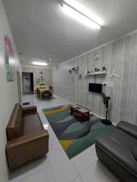 Afdaar Homestay | Private 1BR | 2 Pax | 1 A/C