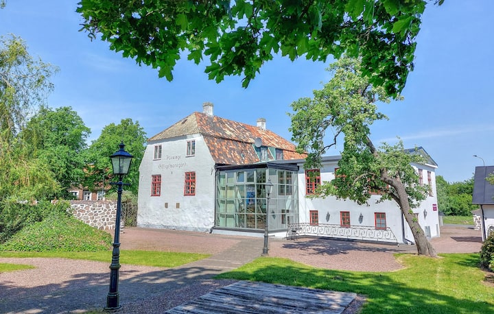 Stunning Home In Fleninge With Wifi - Åstorp