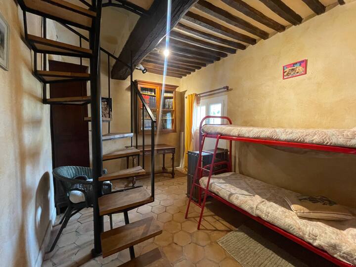 Dormitorio 3 
1er piso 
Camas superpuestas 90