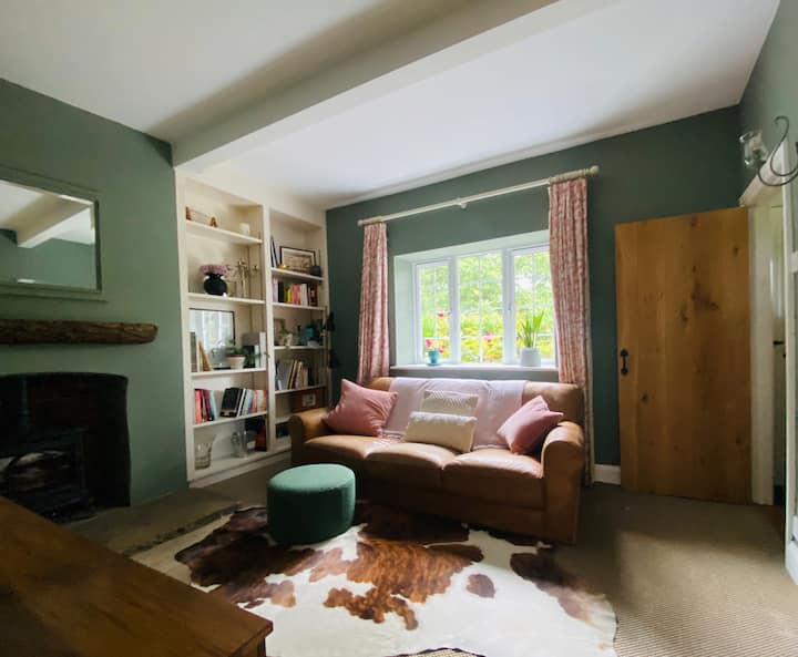 Serene Cottage Retreat: Green Oasis In Guildford - Guildford