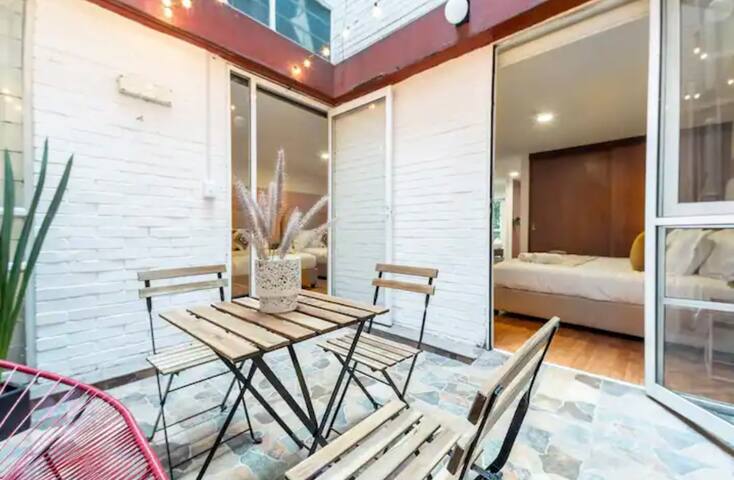Stylish Patio Apartment! Near Parks gallery image 5