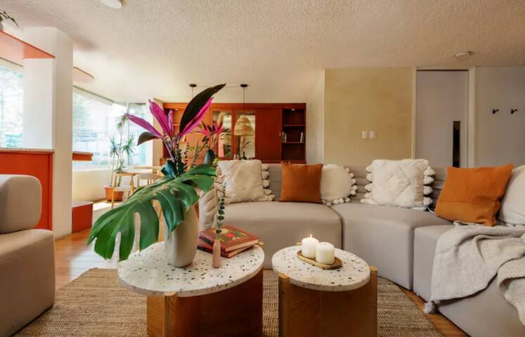 Stylish Patio Apartment! Near Parks gallery image 2