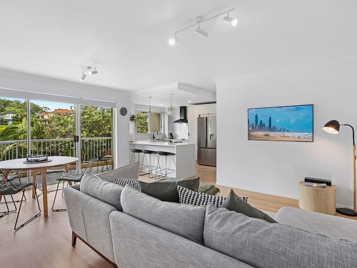 Burleigh Bliss - 2 Bedroom Apartment - Gold Coast