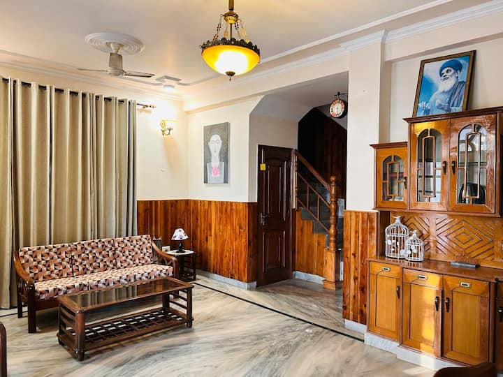 Patiala House Premium Cottages - Chail