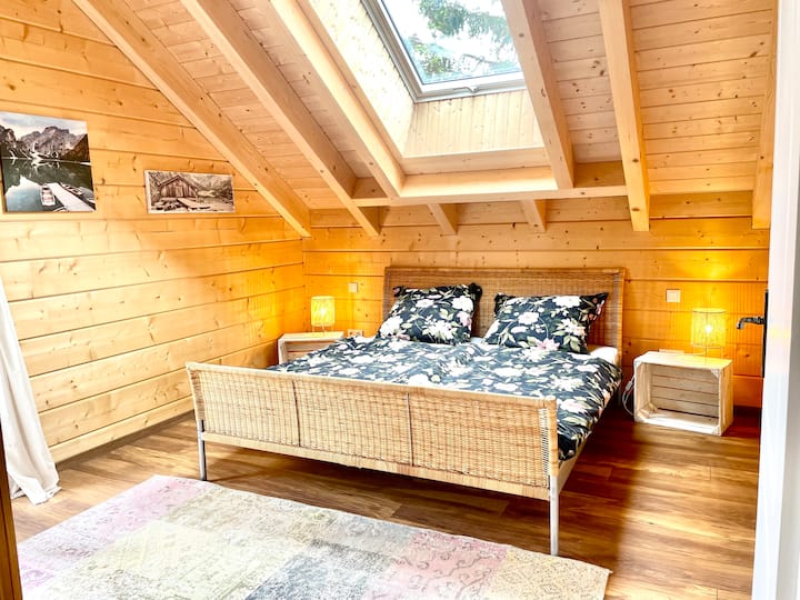 Schlafzimmer 2