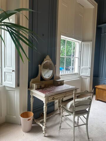 Exclusive Main door apartment gallery image 4