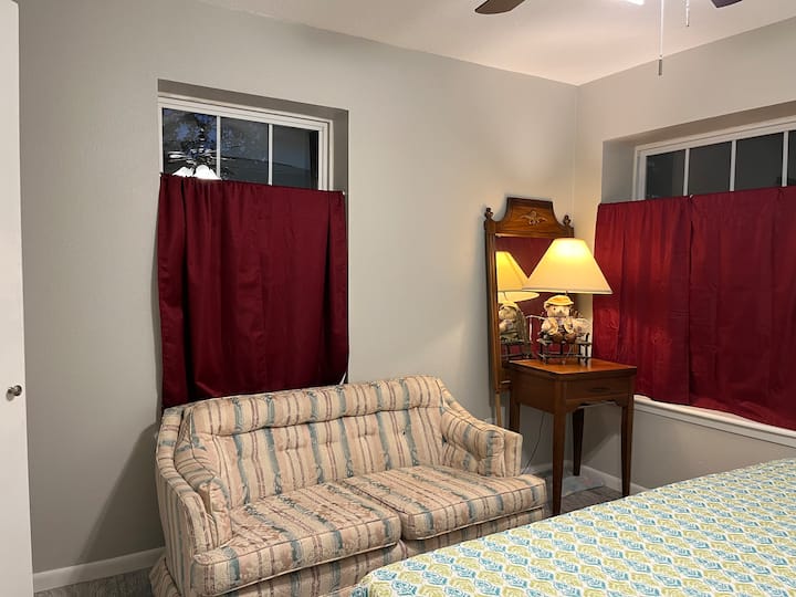 غرفة النوم 1