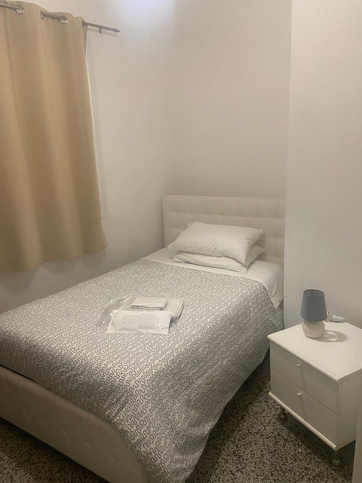 غرفة النوم 1