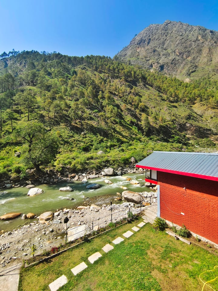 Riverside Bliss Cottage | Tirthan Valley