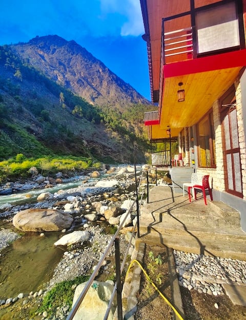 Riverside Bliss Cottage | Tirthan Valley