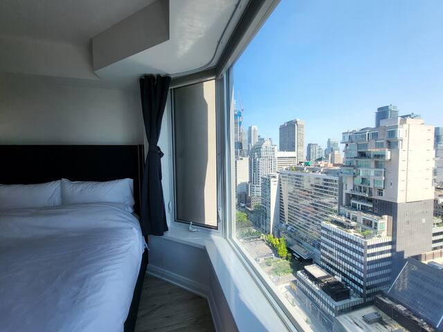 28th flr S View 2Bed/2FullBath, Kartell&Lumas Deco gallery image 4