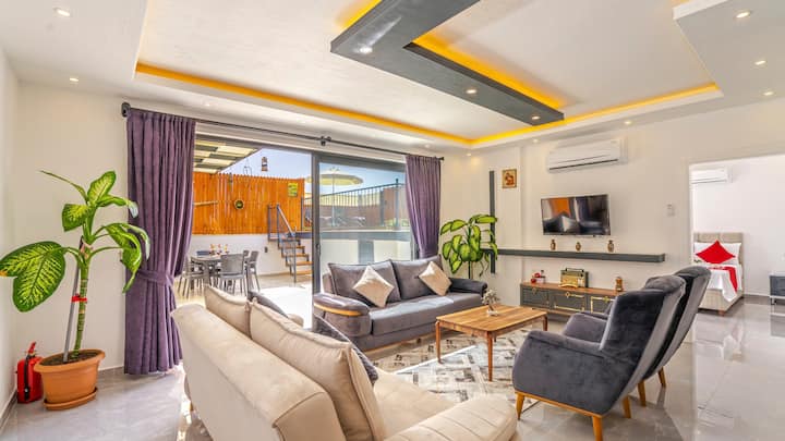 Kısmen Deniz Manzaralı 2+1 Villa - Kalkan