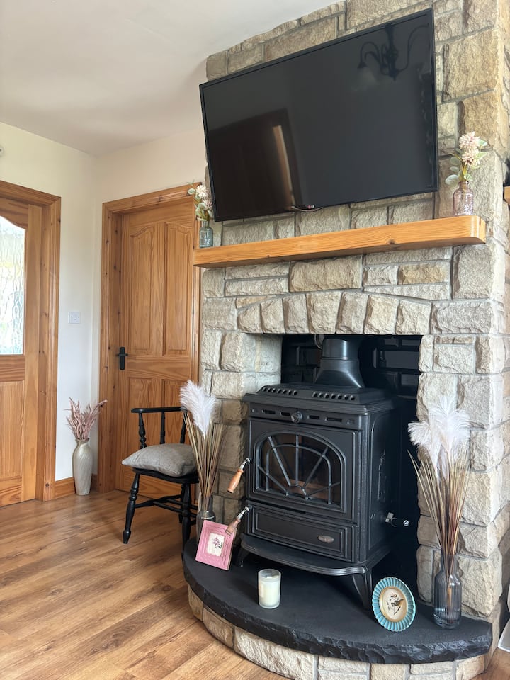 Teach Elle Cottage - Portnoo