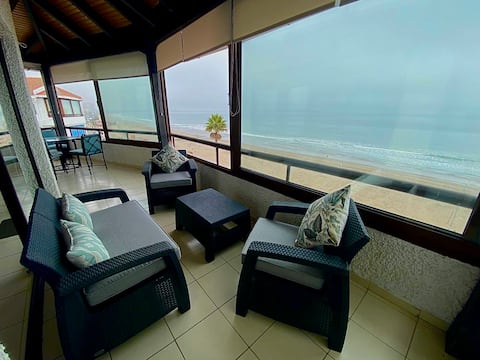 Spacious oceanfront apartment, La Serena.