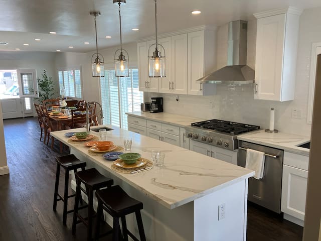 Coastal Island Cottage gallery image 3