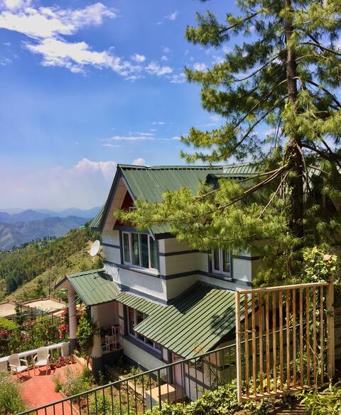 2BR Cottage | Private Garden | Valley View |