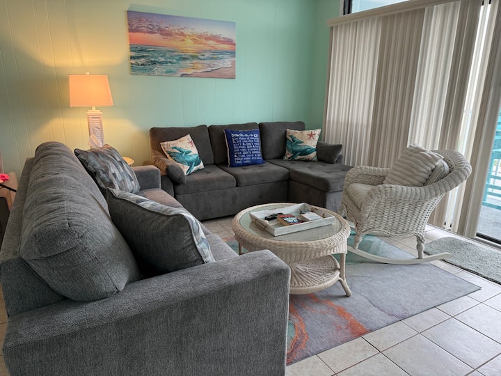 Large 2bed/2bath Ocean Side Condo Newly Decorated - Ocean City