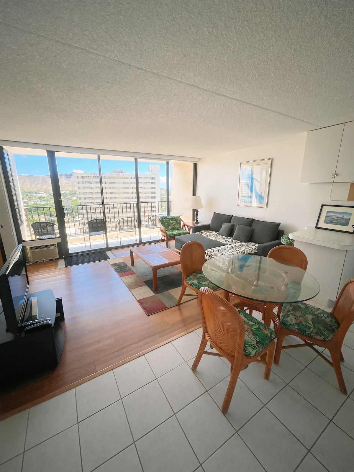 Escapada de Waikiki Banyan Departamentos en renta en Honolulu, Hawái, Estados Unidos Airbnb