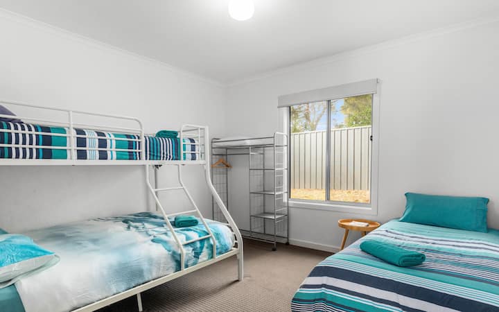 საძინებელი 4