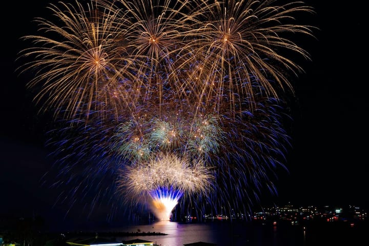 Fireworks huko Brusc 2024