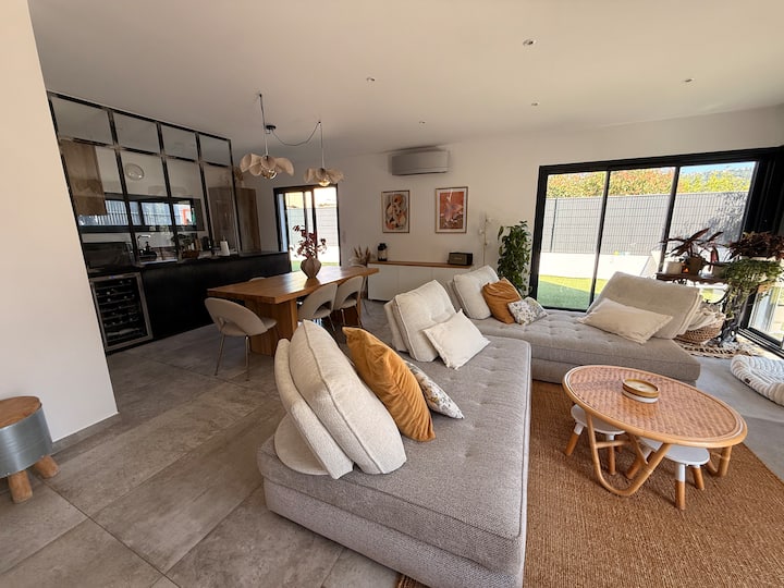 Maison Contemporaine Familiale Au Calme - Carros