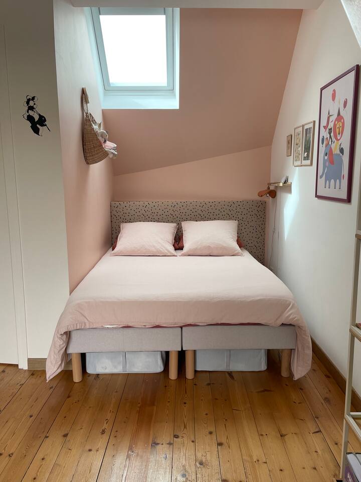 غرفة النوم 2