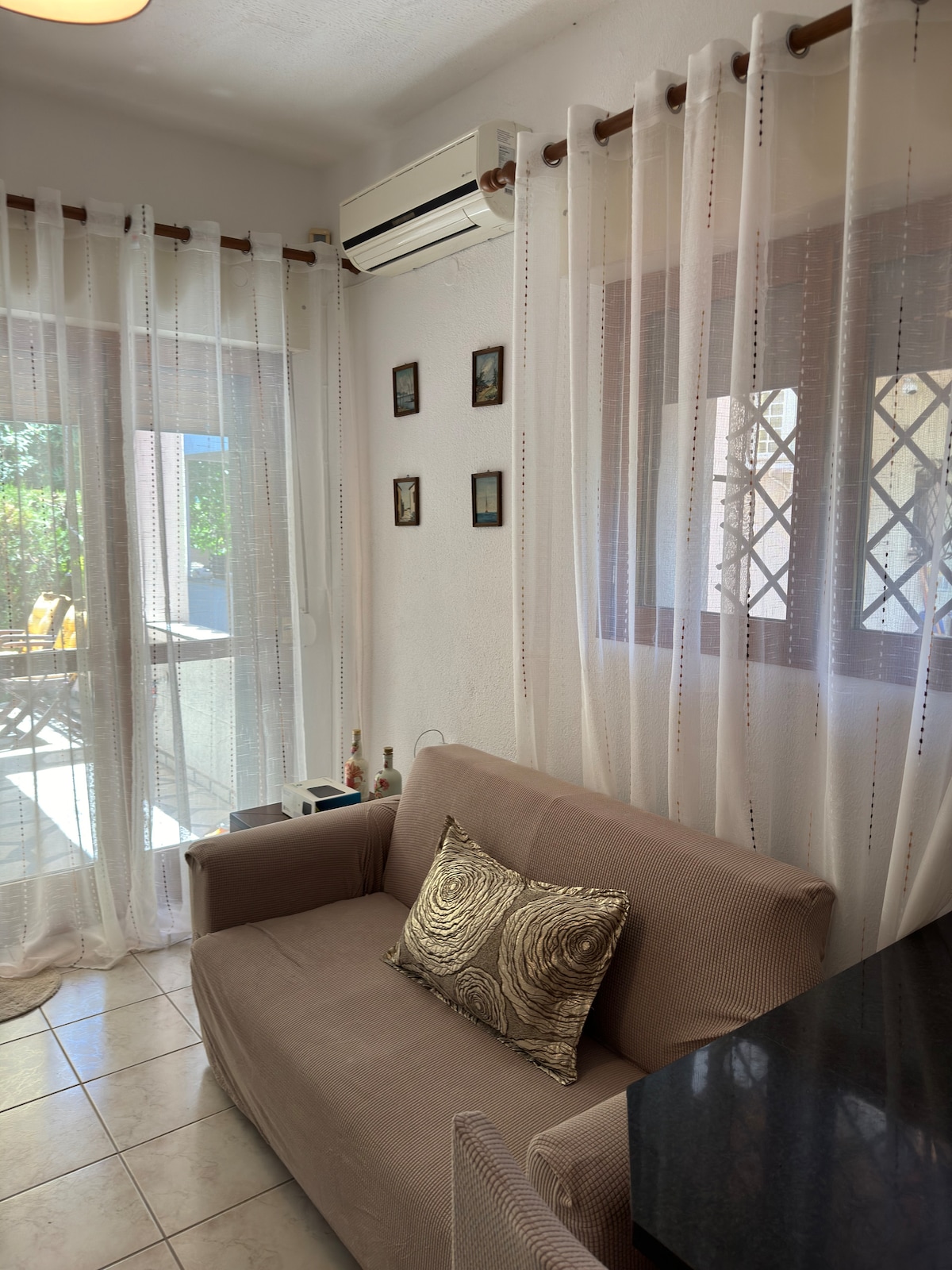 غرفة المعيشة