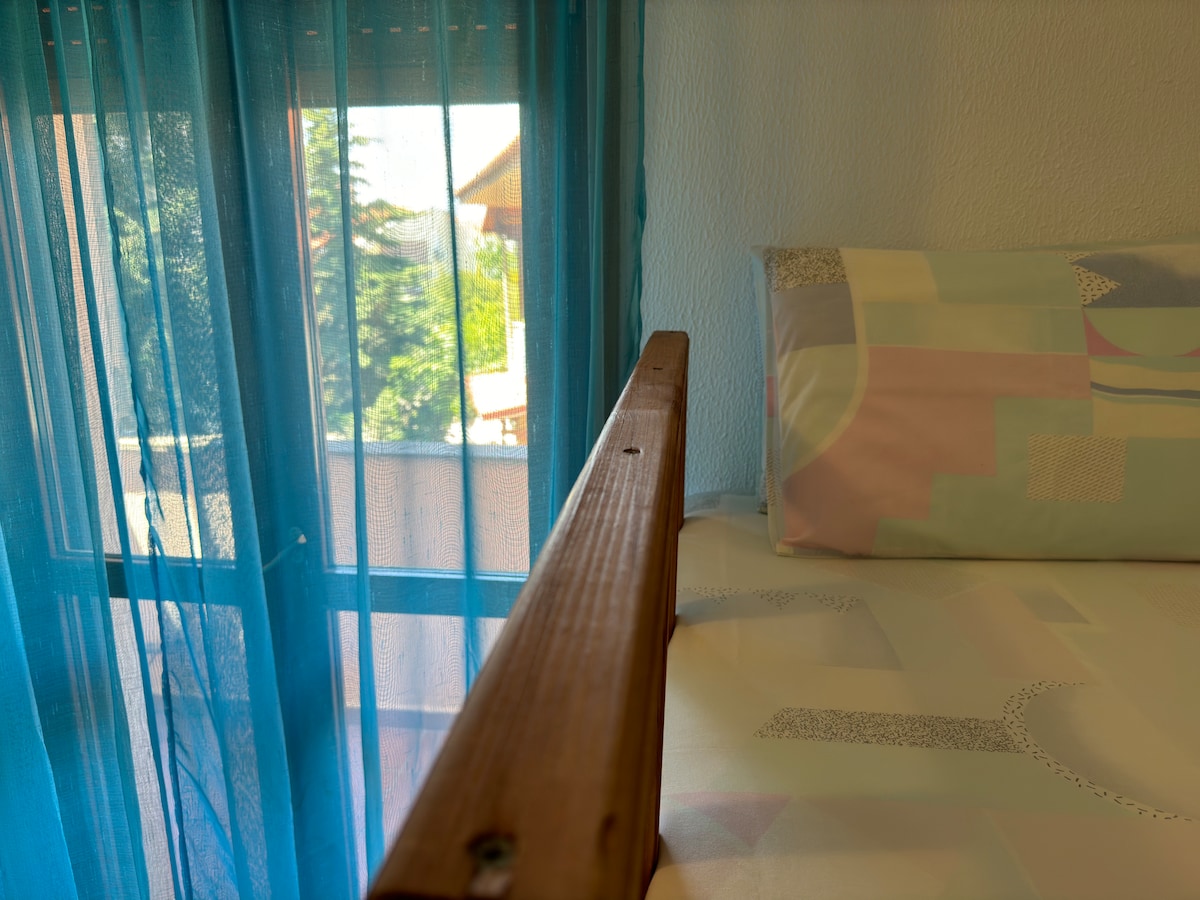 غرفة النوم 2