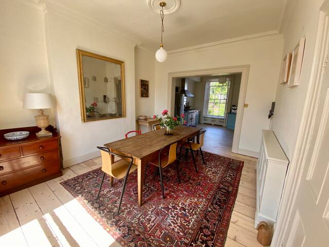 Sandycove Victorian Villa gallery image 3