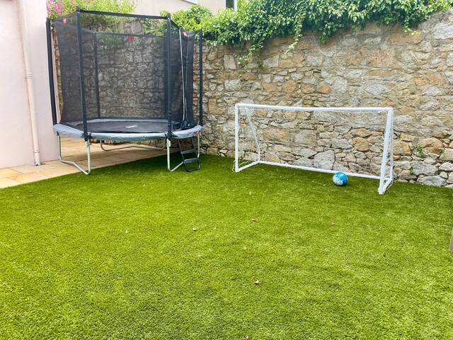 Sandycove Victorian Villa gallery image 2