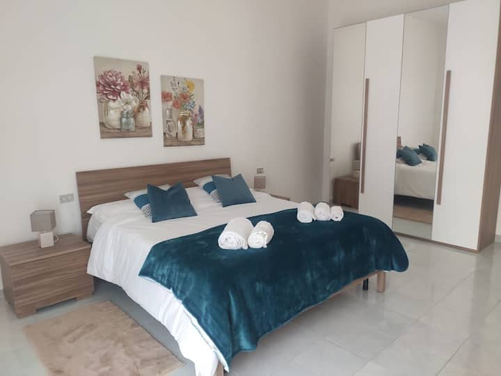 საძინებელი 1