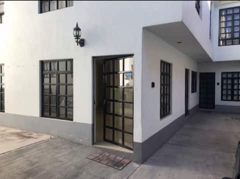 House in Tlaxcala's downtown area, 4 bedrooms, 4 bathrooms, 8-12 people