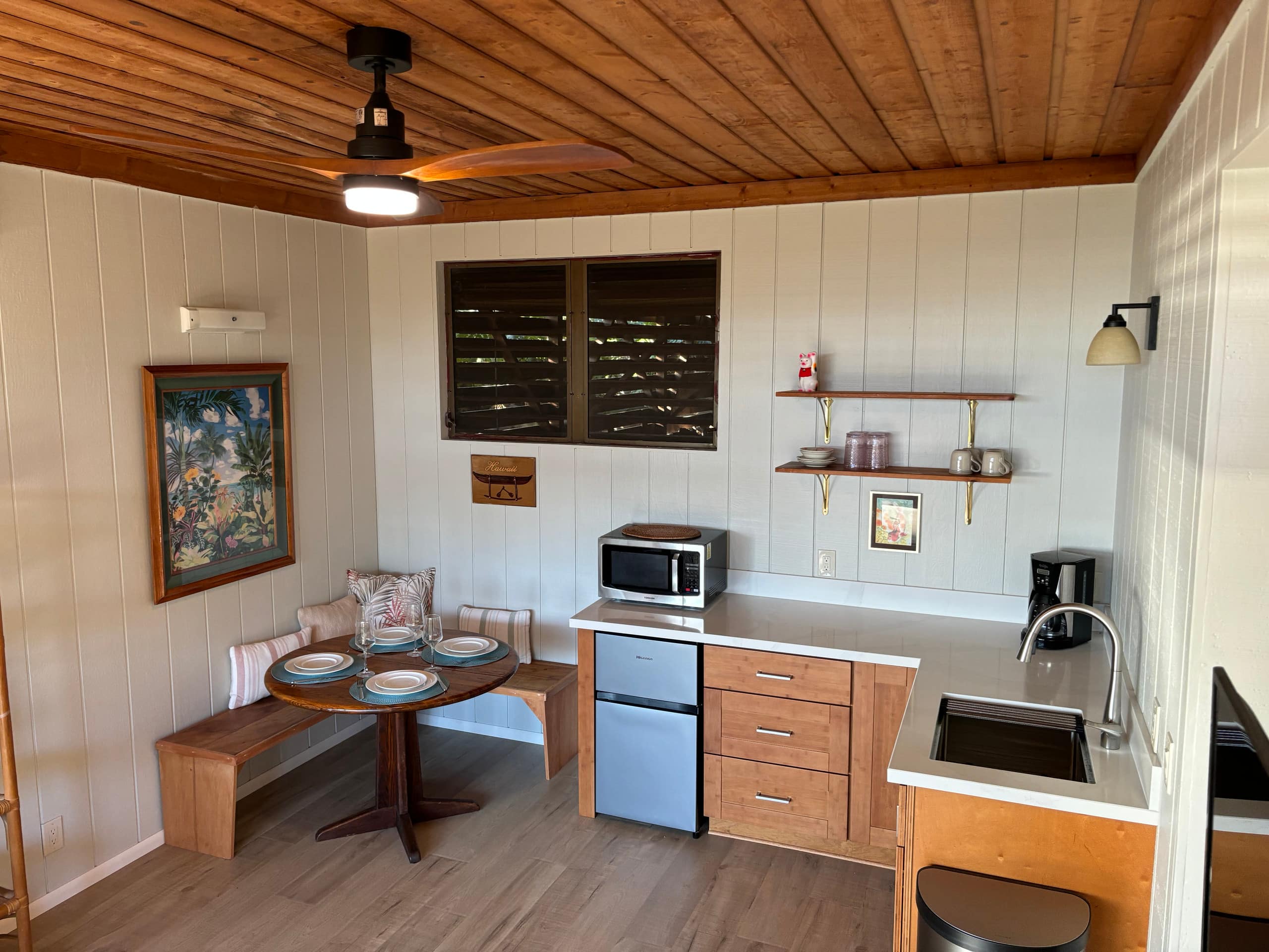 Apartment in the Heart of Kona - Photo 12