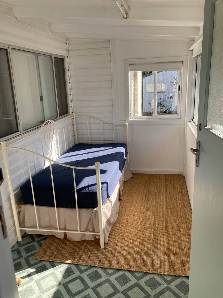 Საძინებელი სამი 