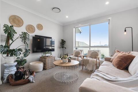 New Modern Home in Central Location
