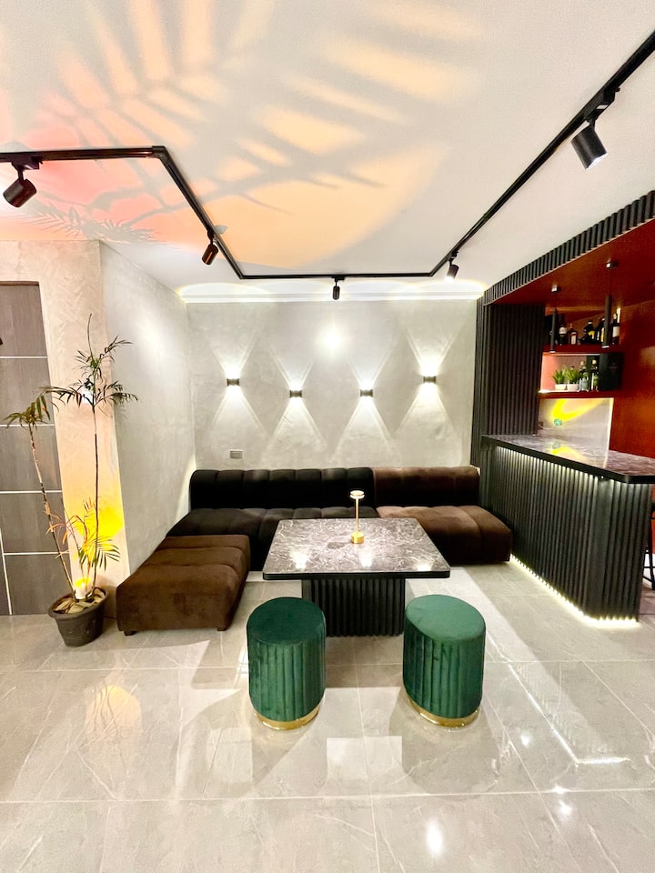 Obie's Prime Suite - 3br Ktv Lounge Near Sm North - Quezon City