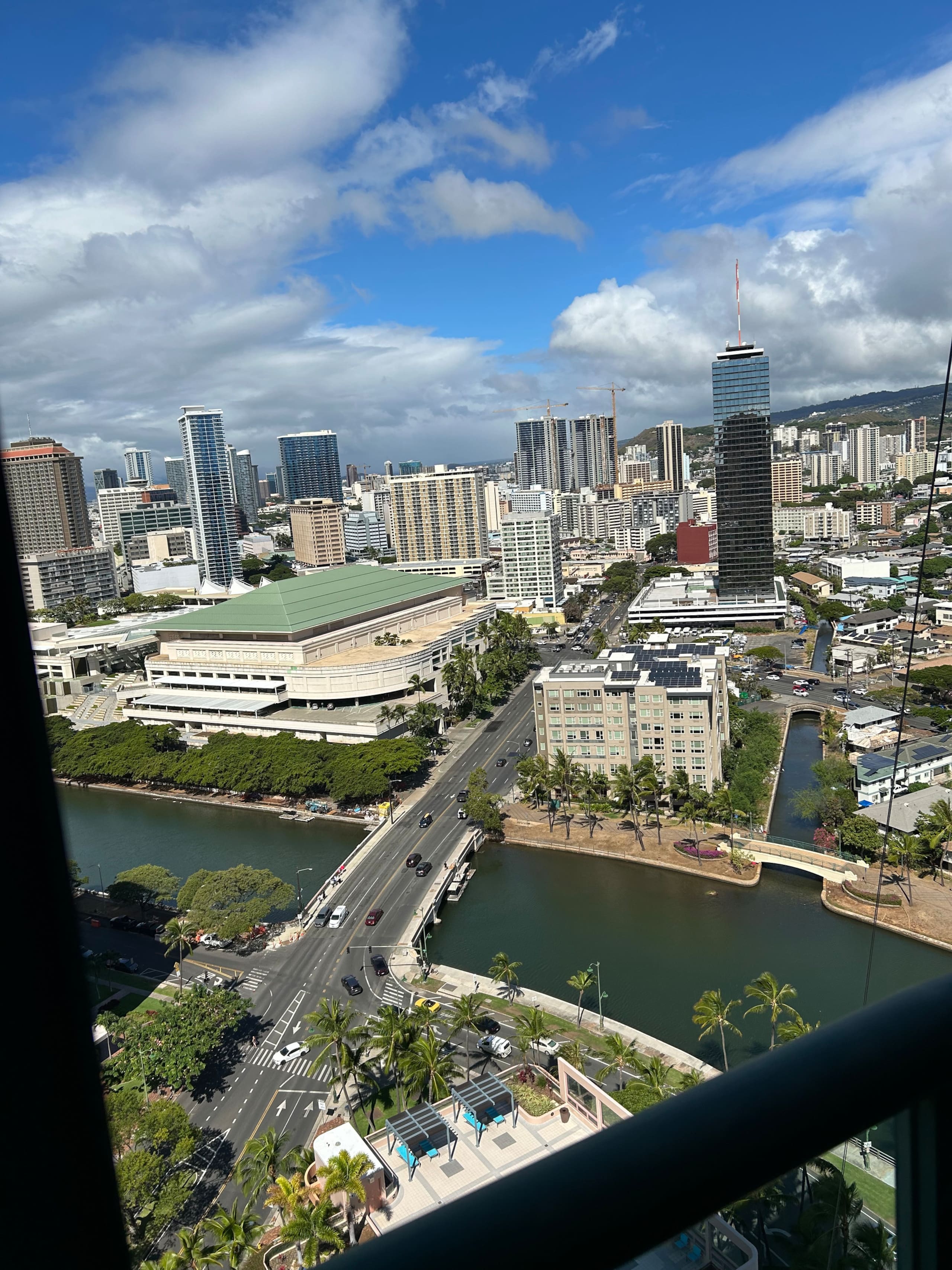 Condo in Honolulu · ★5.0 · 1 bedroom · 3 beds · 2 private baths - Image 9