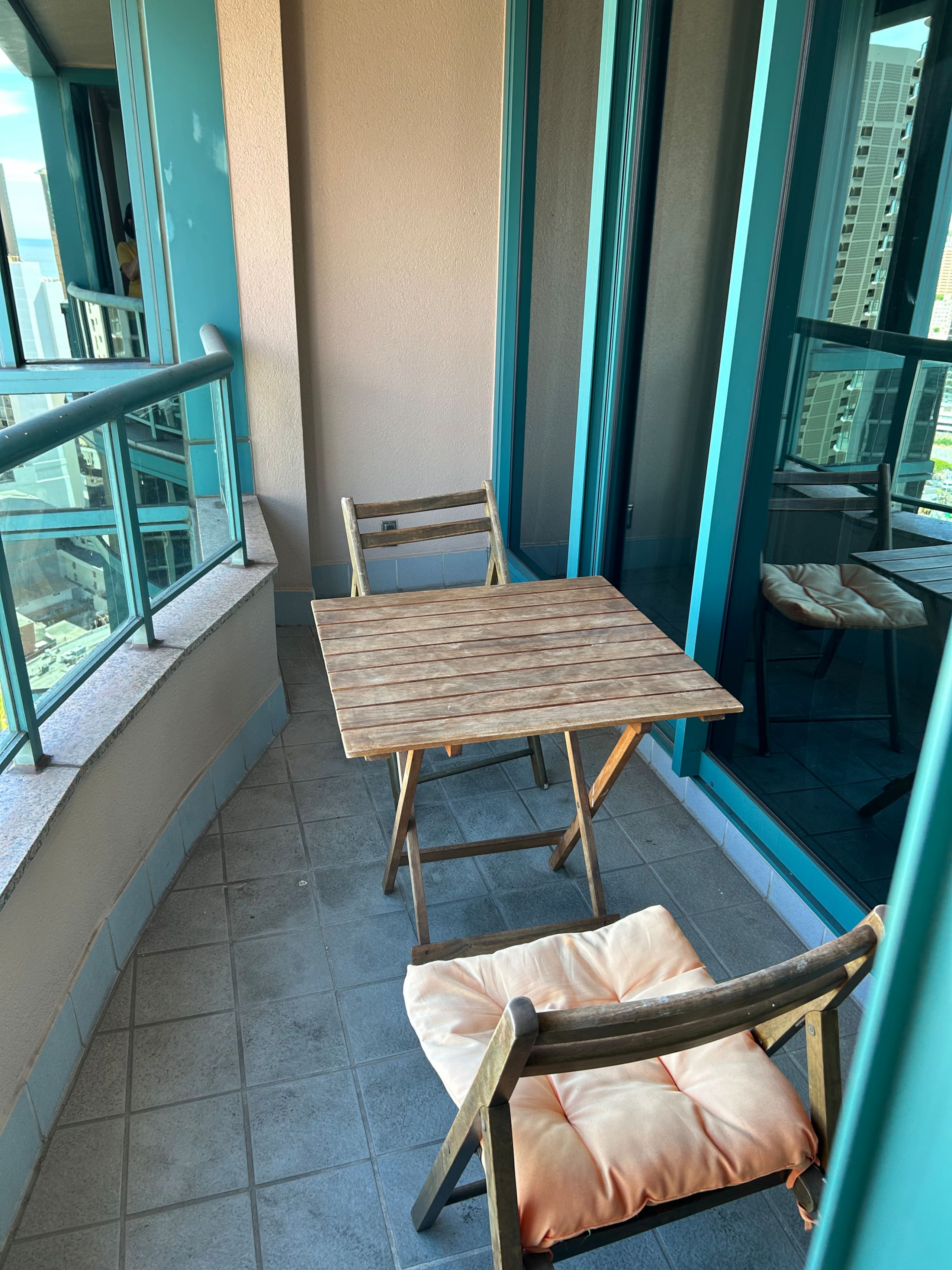 Condo in Honolulu · ★5.0 · 1 bedroom · 3 beds · 2 private baths - Image 38