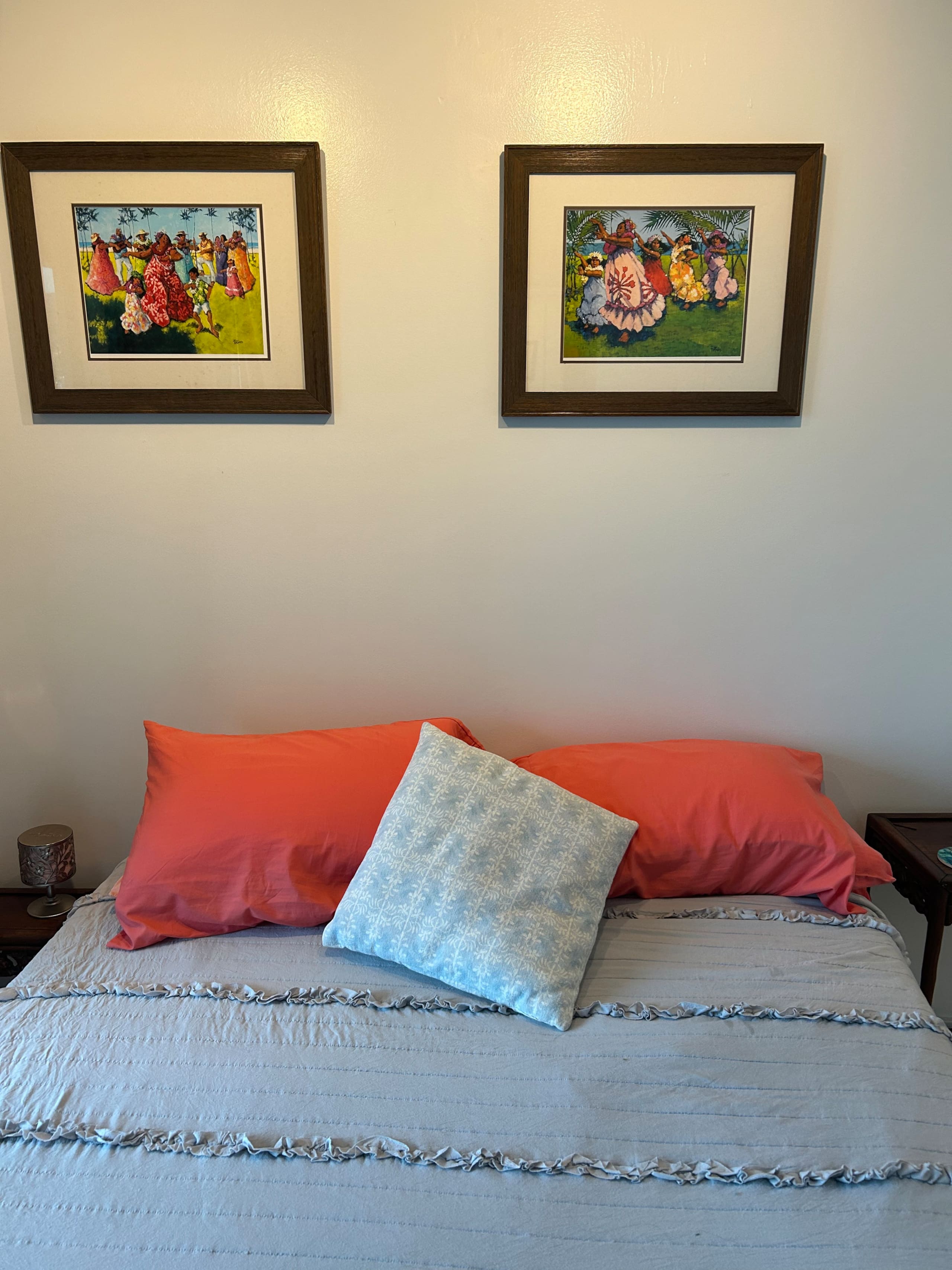 Condo in Honolulu · ★5.0 · 1 bedroom · 3 beds · 2 private baths - Image 1
