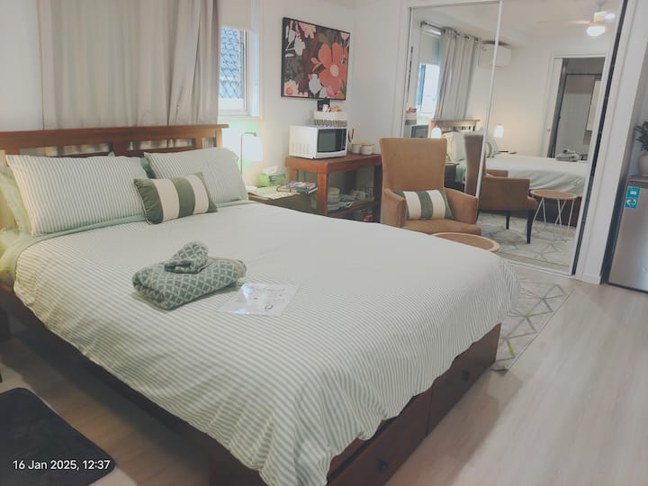 Private Ac Room With Ensuite. - Campbelltown