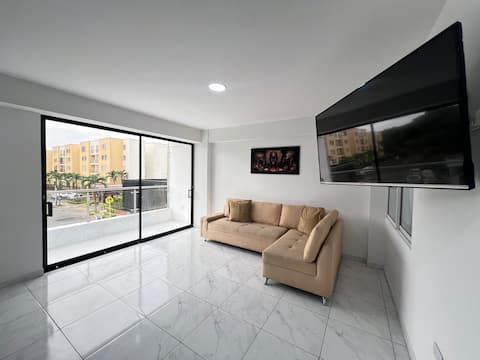Successful Airbnb property: Family-friendly and nice apartment south of Cali for 5 people in Ciudad 2000