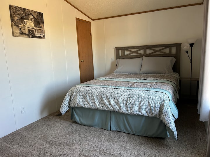 საძინებელი 1